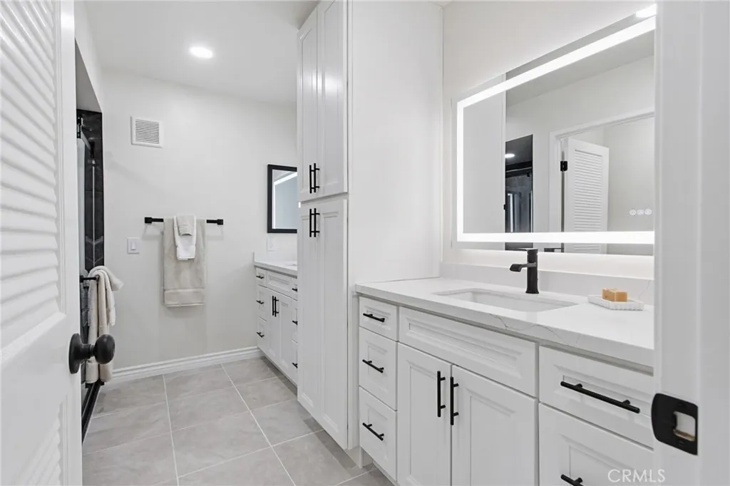 Photo #49: ND26015871 Listing: Photo #49