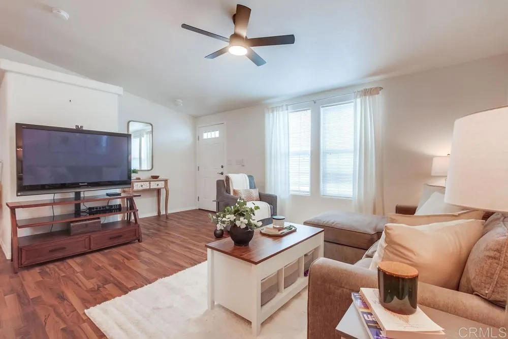 https://cdn.realtyfeed.com/cdn/127/306626294/27e5f1632074e7d1c88a776777655dd8.webp