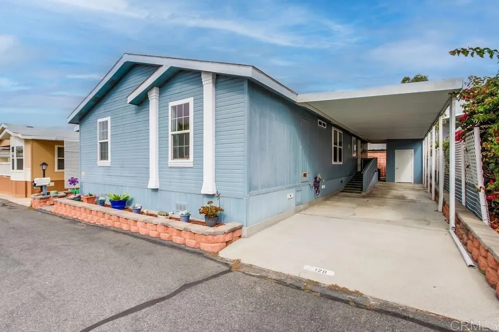 https://cdn.realtyfeed.com/cdn/127/306626294/8608d827a5aa23d4131bf1018c48186a.webp