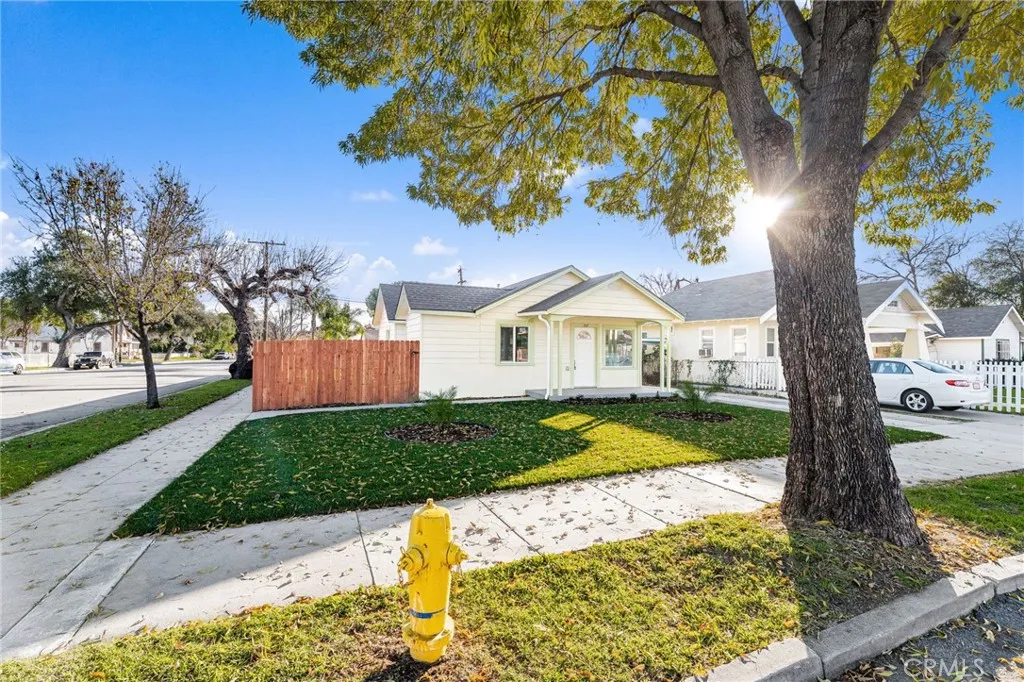 207 W 17th, San Bernardino, CA 92405 - Photo 2 of 33, San Bernardino, CA