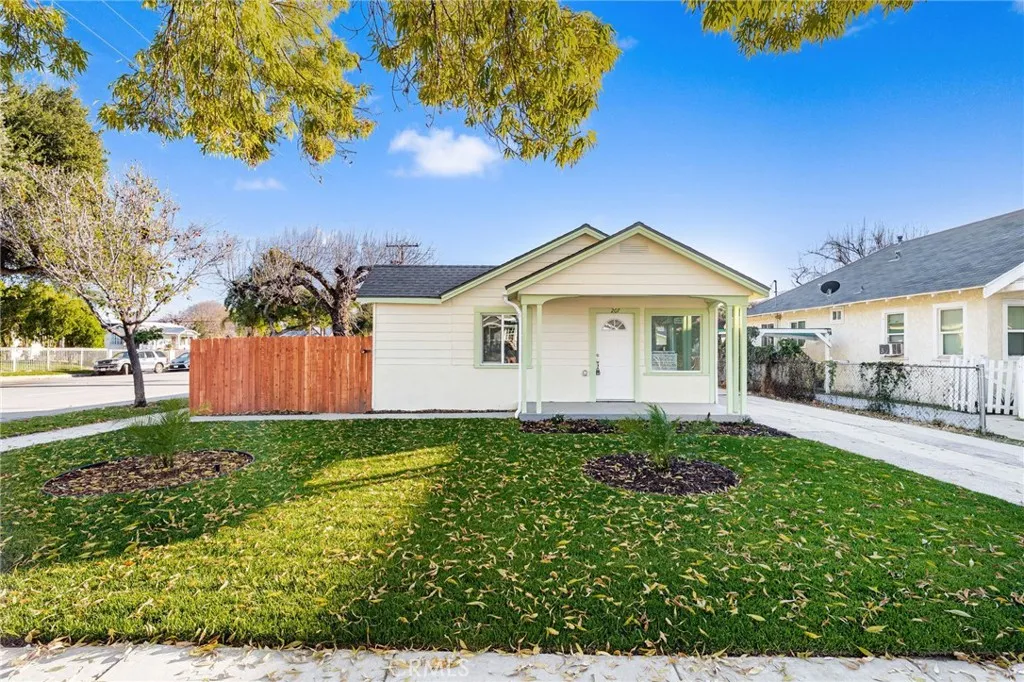 207 W 17th, San Bernardino, CA 92405 - Main photo, San Bernardino, CA