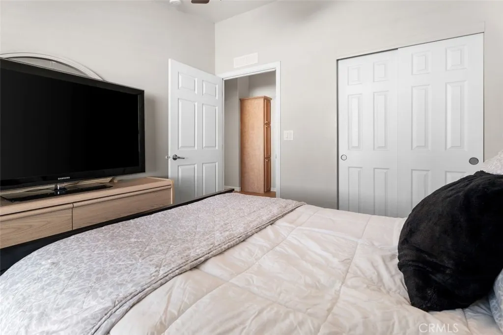 https://cdn.realtyfeed.com/cdn/127/306626368/955b121b08b1bb5e24b0015abf960bdb.webp