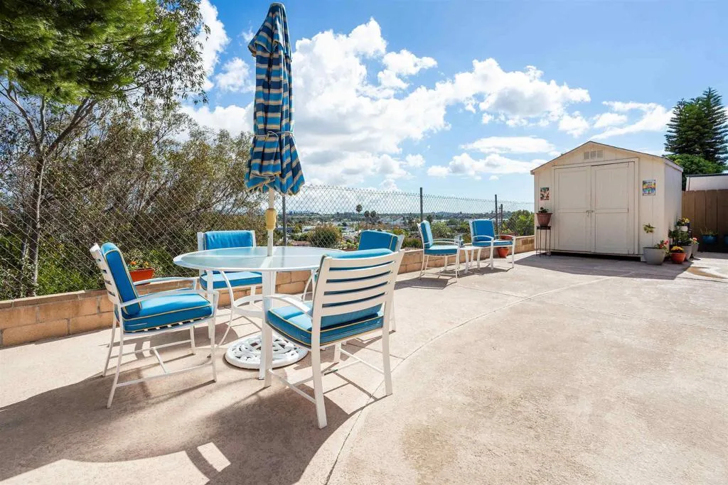 https://cdn.realtyfeed.com/cdn/127/306626381/0f447b179da4943b5b2a6995ddac5865.webp