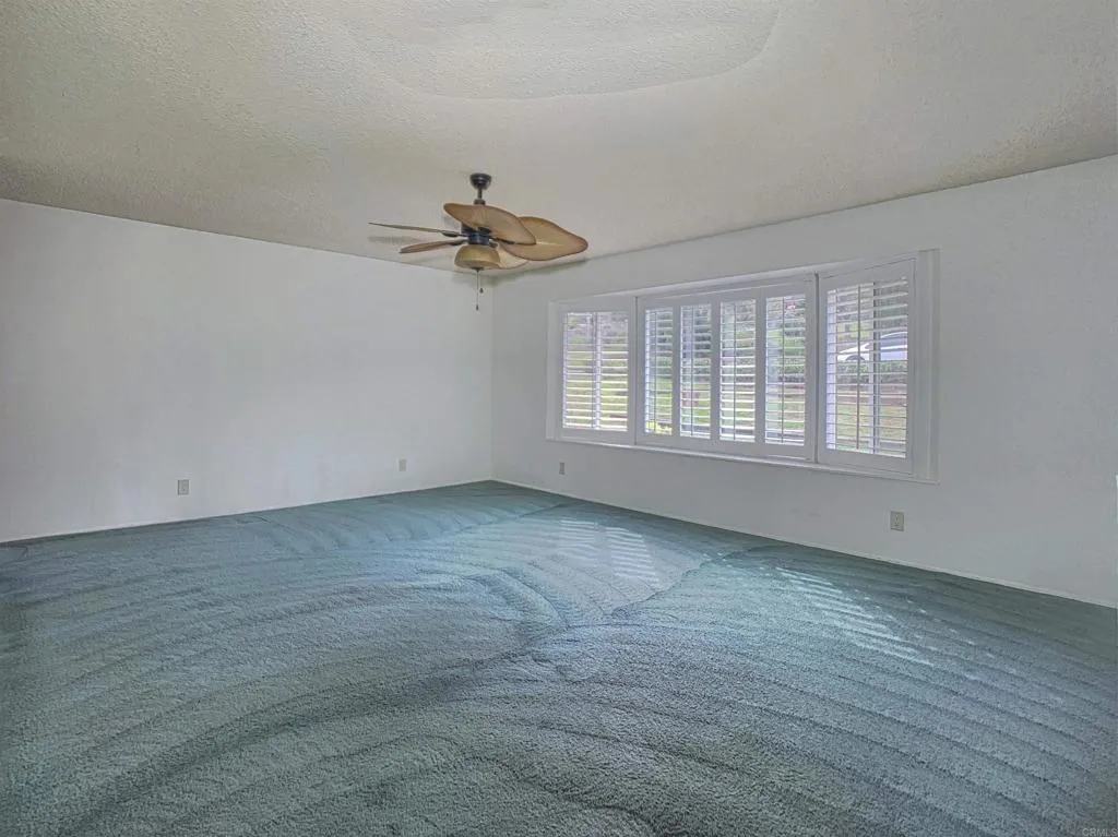https://cdn.realtyfeed.com/cdn/127/306626385/60c39574e0540ac10ee087b6cd3a9b9f.webp