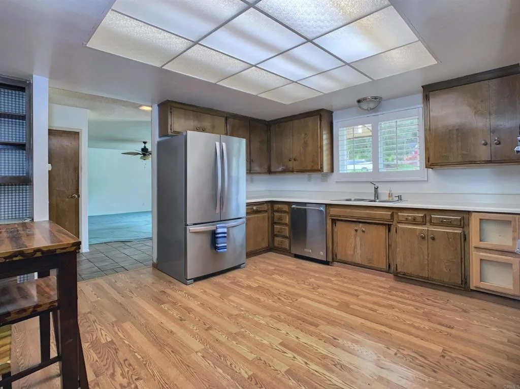https://cdn.realtyfeed.com/cdn/127/306626385/6c4228e0cafd2372a5cbdd62d39e5ac6.webp