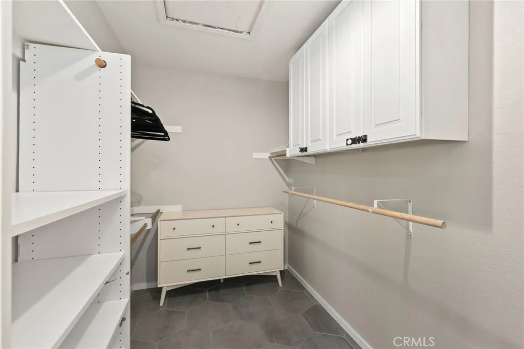 https://cdn.realtyfeed.com/cdn/127/306626387/b020a4666a5ddf896b74542ec553744d.webp