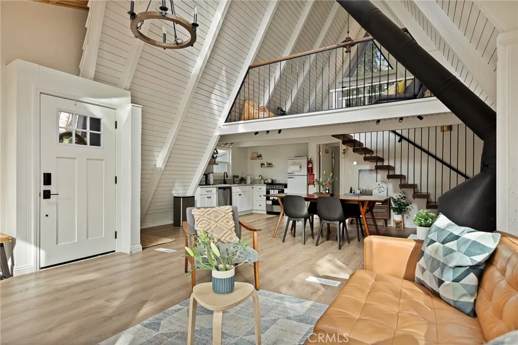 31442 Ocean View, Running Springs, CA 92382 - Photo 3 of 26, Running Springs, CA