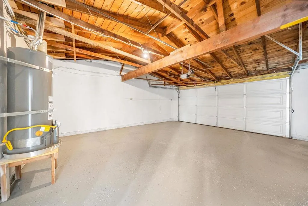 https://cdn.realtyfeed.com/cdn/127/306626451/3ff2a7b4d527f94168334ece013106b9.webp