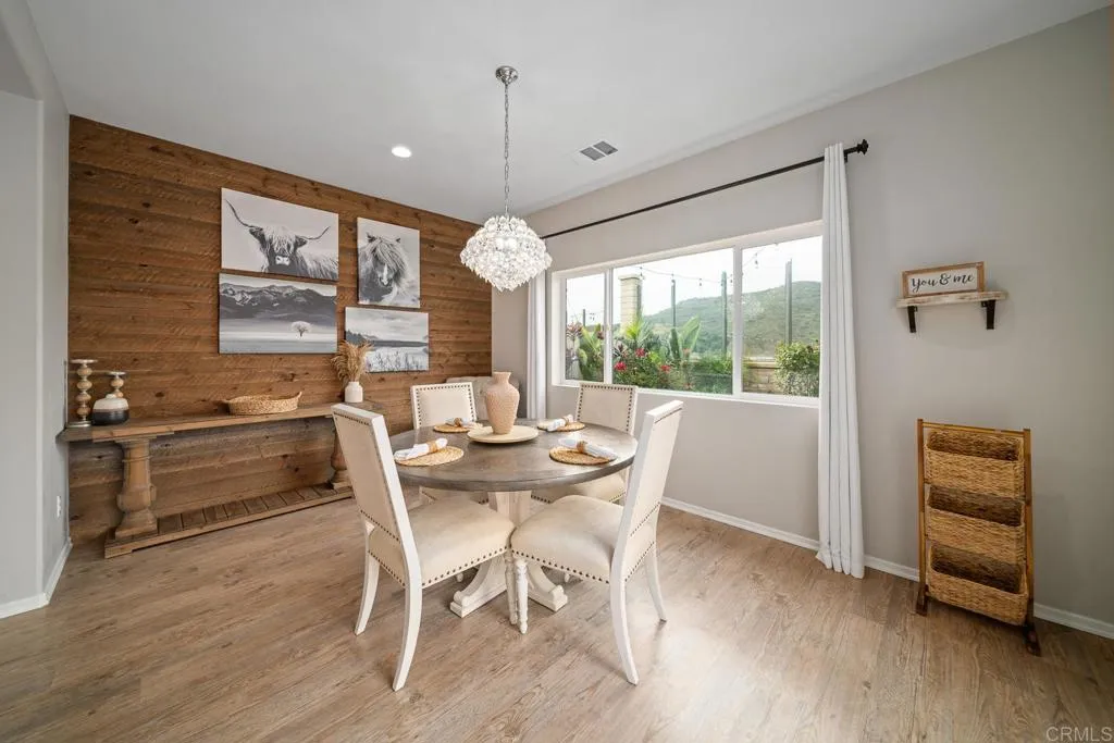 https://cdn.realtyfeed.com/cdn/127/306626571/1246986ebc6f220a0a8de4b16e131864.webp