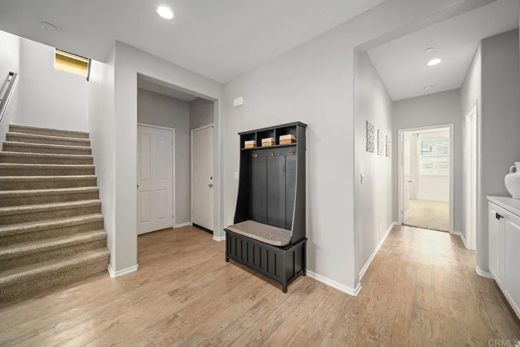 https://cdn.realtyfeed.com/cdn/127/306626571/e8ba5b225d6745621a09415e1b7d62bf.webp