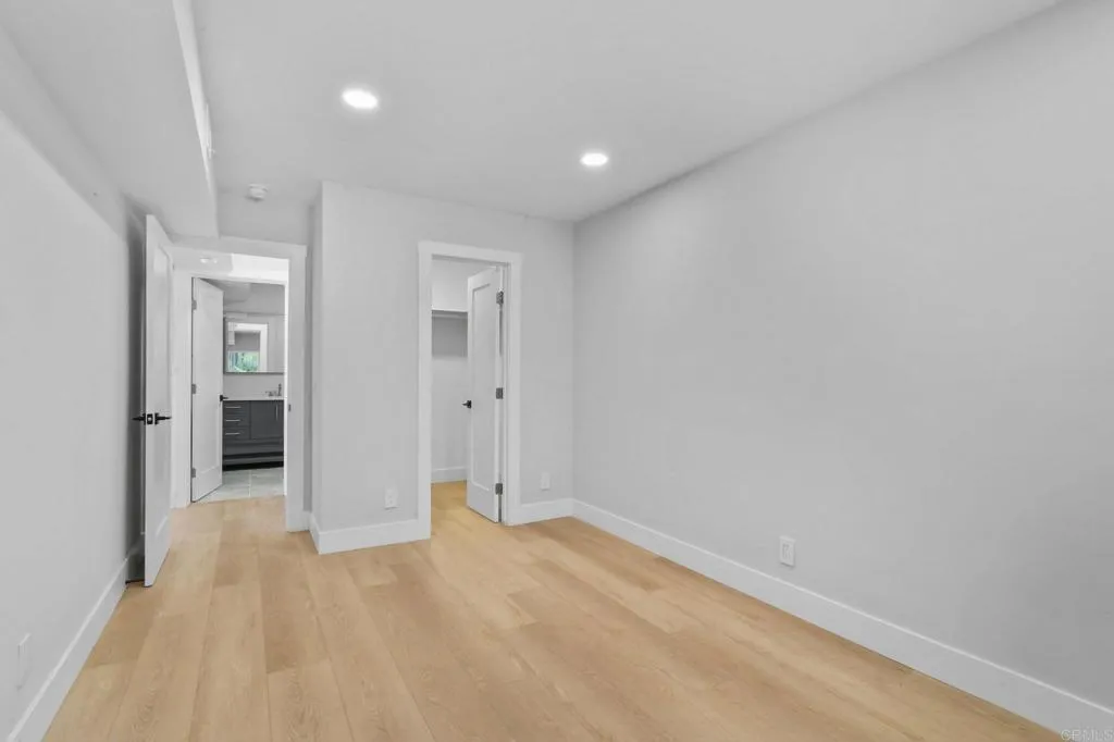 https://cdn.realtyfeed.com/cdn/127/306626592/13340e53de25f458465afe3b9c4a3975.webp