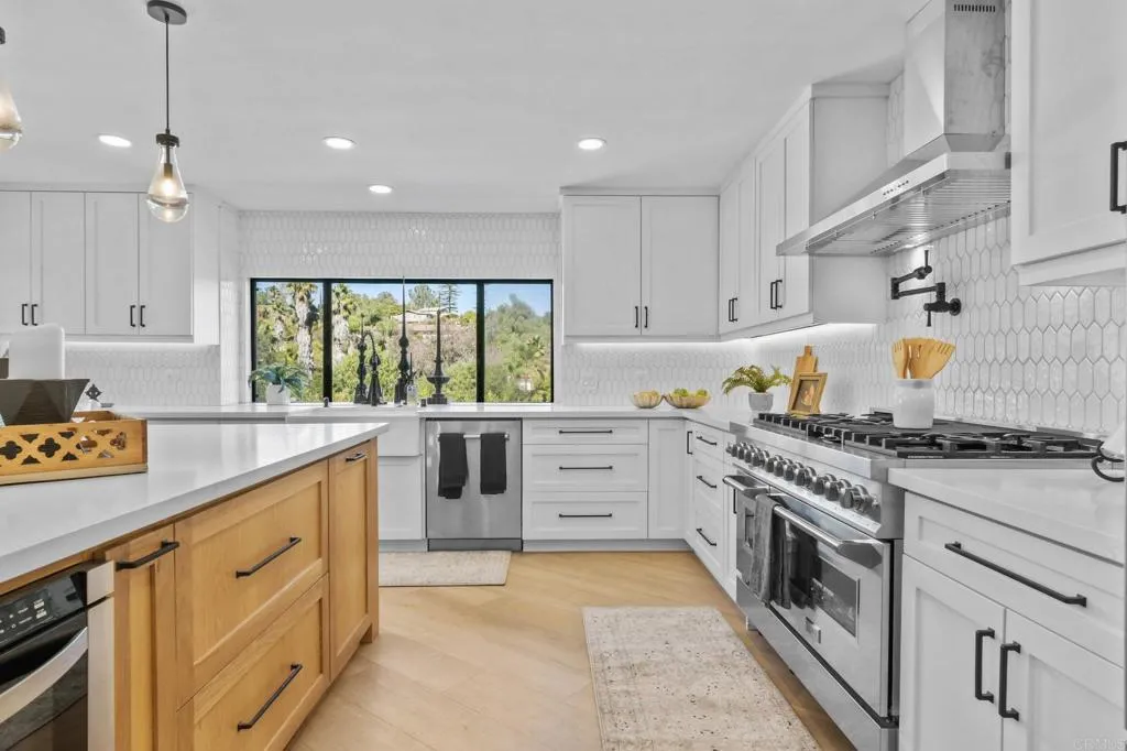 https://cdn.realtyfeed.com/cdn/127/306626592/8440b958e527883969e082f654d20d5d.webp