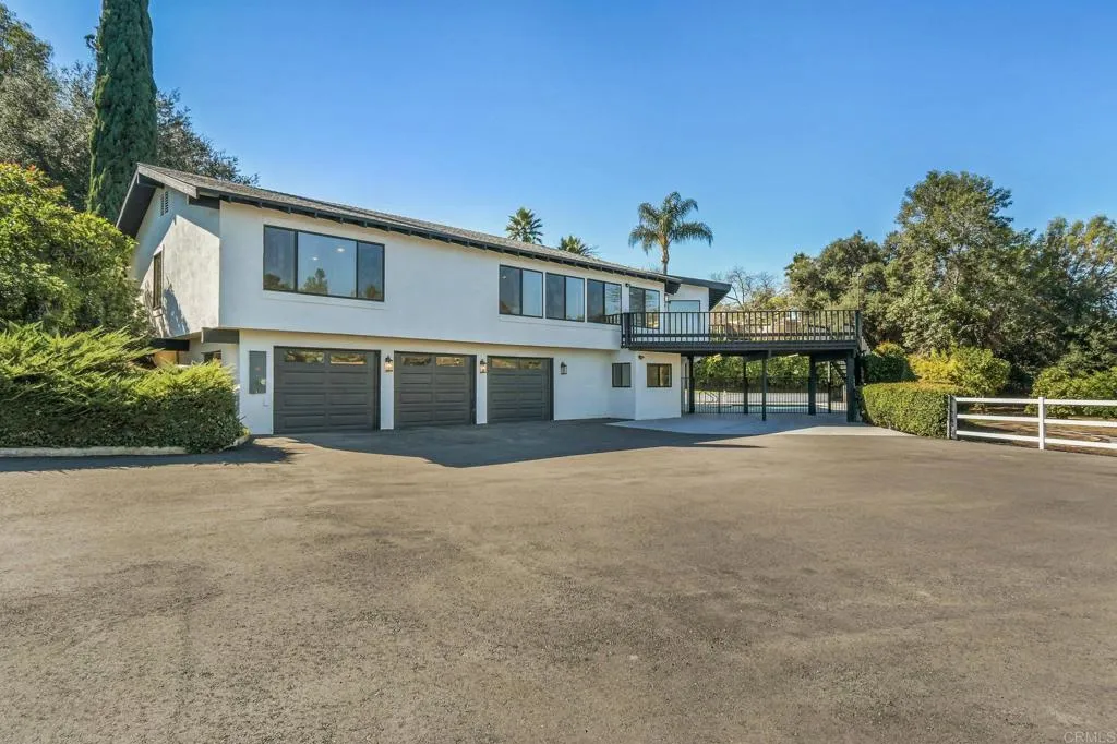 https://cdn.realtyfeed.com/cdn/127/306626592/8e3d993bc4b9783d7b2e462583d8fb2a.webp