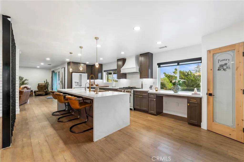 https://cdn.realtyfeed.com/cdn/127/306626593/65583a026bfec47ab88692f0d76664e0.webp