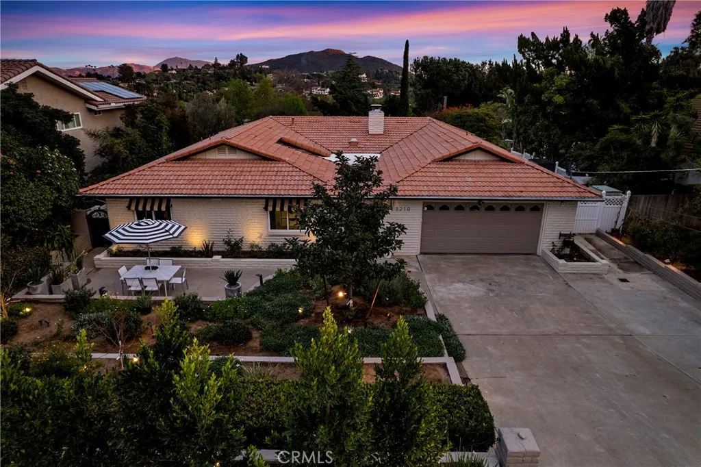 https://cdn.realtyfeed.com/cdn/127/306626593/e3a567dce6468764ef5c453c456c9afb.webp