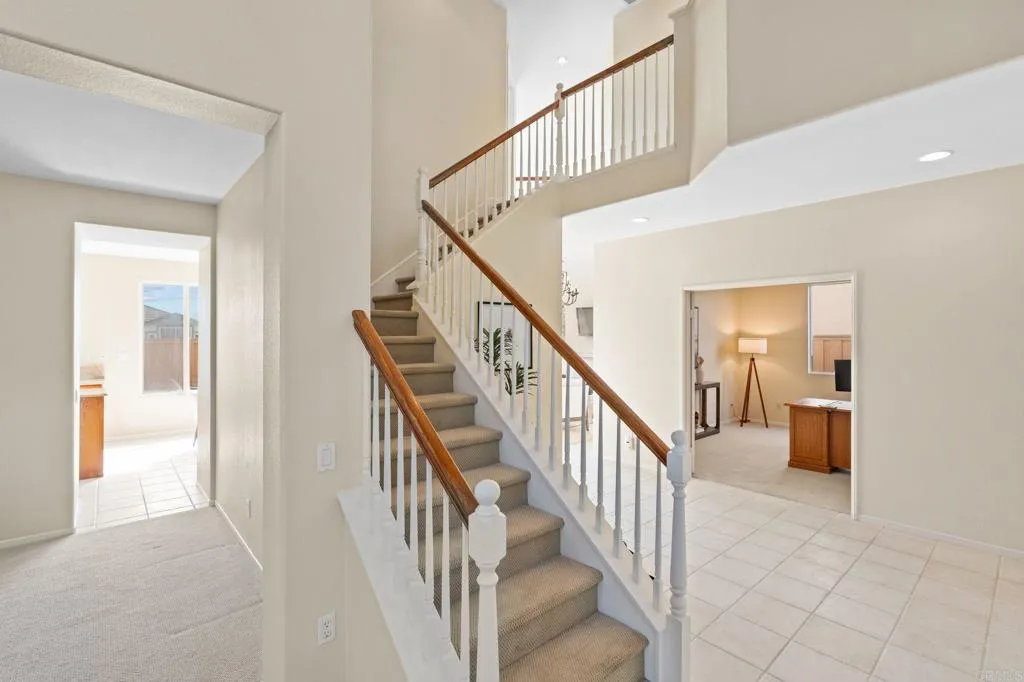 https://cdn.realtyfeed.com/cdn/127/306626594/dafb49c16bc30c45af23f27aff38b0d0.webp