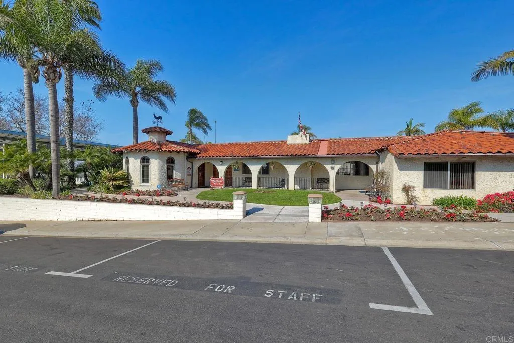 https://cdn.realtyfeed.com/cdn/127/306626599/df67bed734332194b83db4f2499a53c6.webp