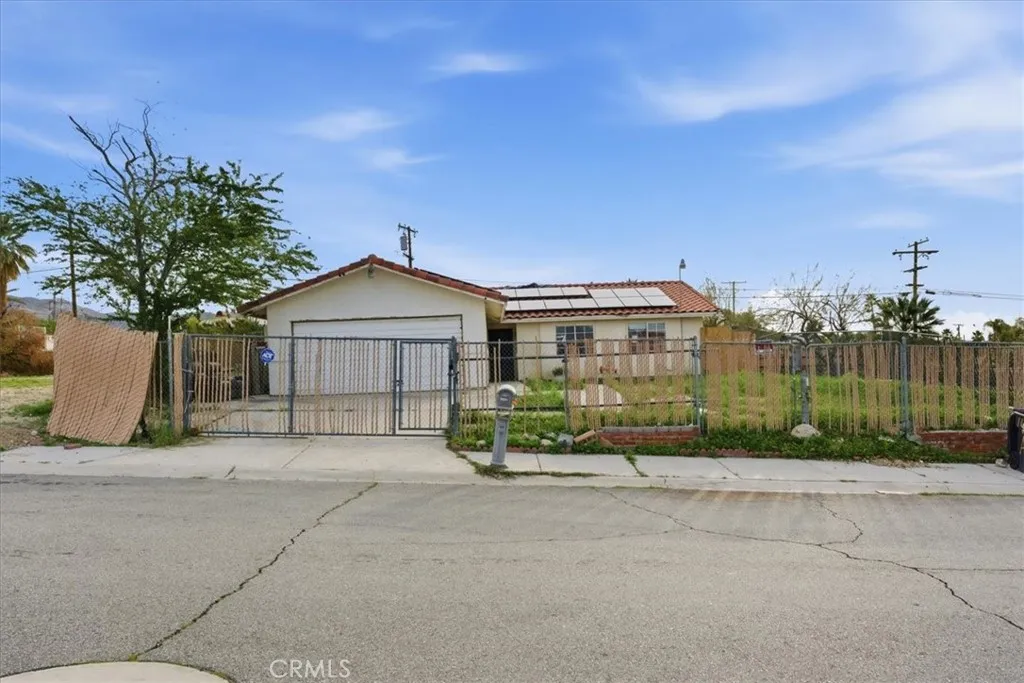 13390 Avenida Hermosa