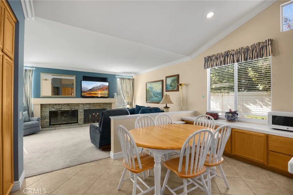 https://cdn.realtyfeed.com/cdn/127/306626613/8f6d6a0b0b14fb50447570242249fa82.webp