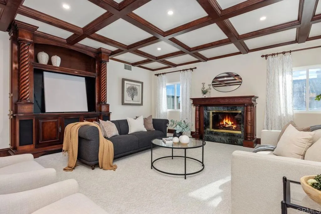 https://cdn.realtyfeed.com/cdn/127/306626675/5b55724c2071611771c4ca615bb03a77.webp
