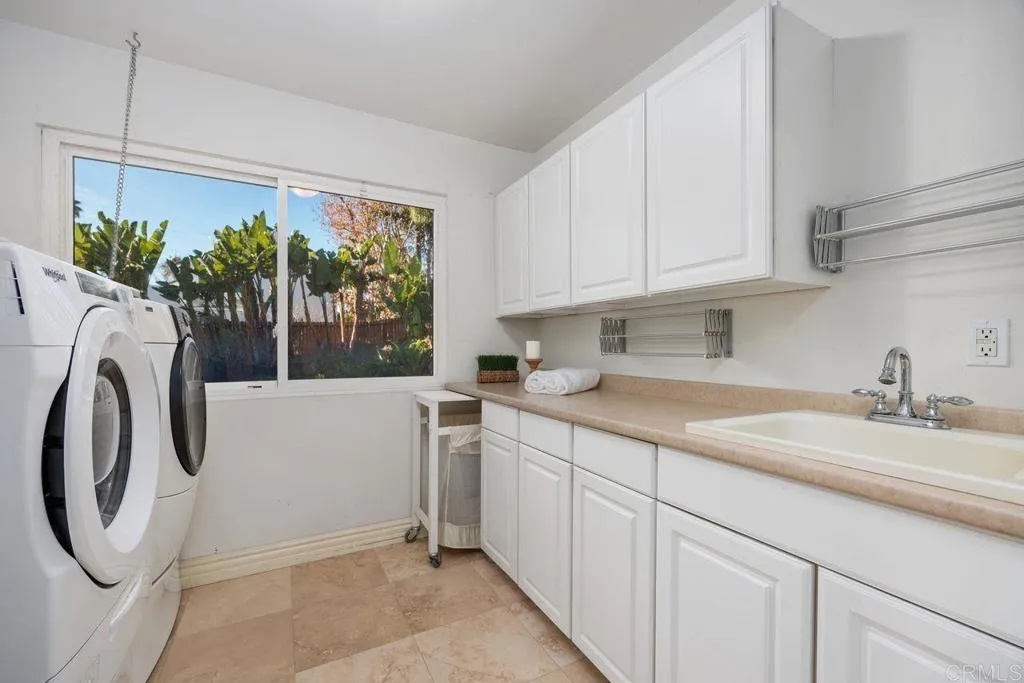 https://cdn.realtyfeed.com/cdn/127/306626675/b6dd51988777b1f189065d3825dbf24f.webp