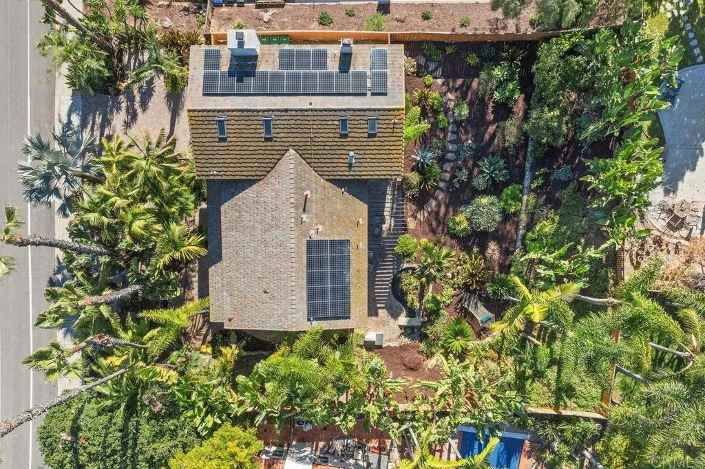 https://cdn.realtyfeed.com/cdn/127/306626675/fb10ec4363c0758f58749b81ac4636bf.webp