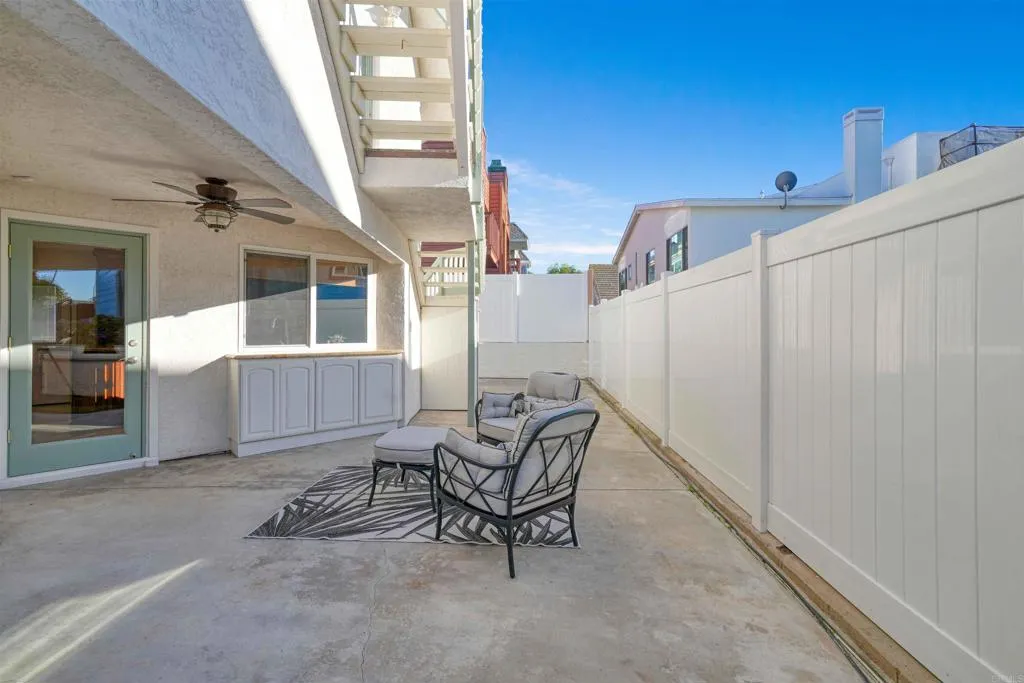https://cdn.realtyfeed.com/cdn/127/306626729/5ae5e4a187a6555e13834a77b1bbedb5.webp