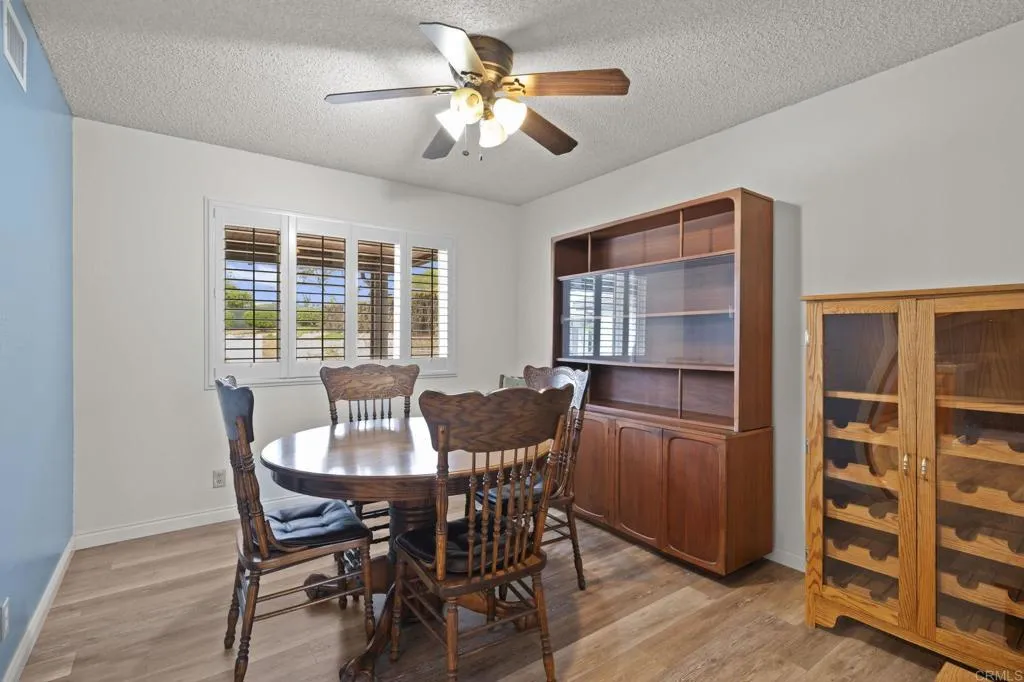https://cdn.realtyfeed.com/cdn/127/306626730/15125149cd0a7ac5bb1cd51ab33788a6.webp