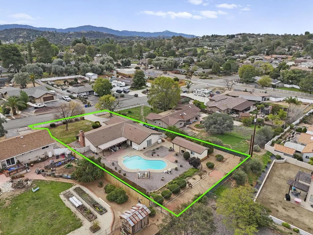 https://cdn.realtyfeed.com/cdn/127/306626730/4f55b611b23a568783f00759b49bce29.webp