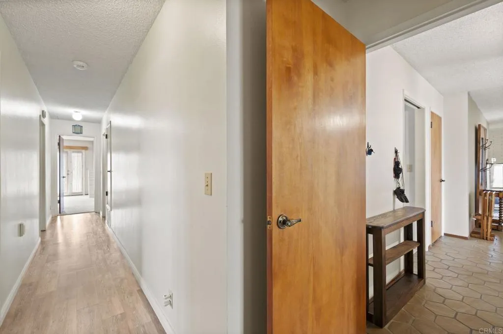 https://cdn.realtyfeed.com/cdn/127/306626730/55636f6d3a62912a4feb65942c6d4c7a.webp