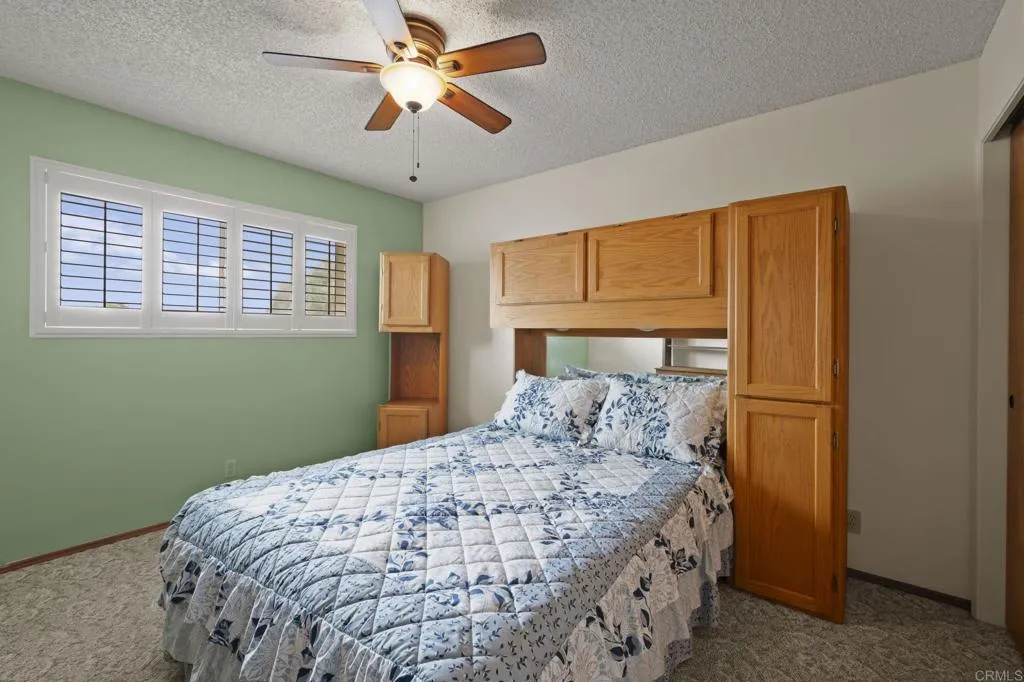 https://cdn.realtyfeed.com/cdn/127/306626730/888da0378ea31ad8c5de7fc84761cc2c.webp