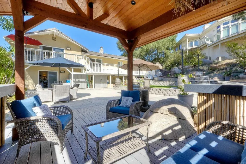 https://cdn.realtyfeed.com/cdn/127/306626731/892a09c682fcea474e15ba7cabe3ae00.webp