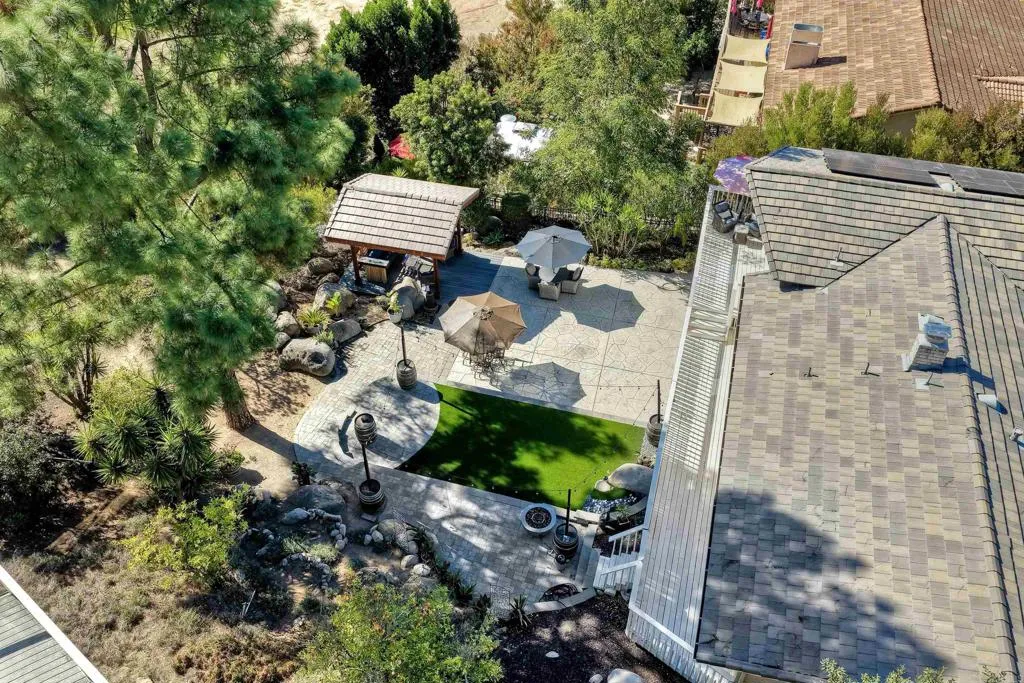 https://cdn.realtyfeed.com/cdn/127/306626731/ac99a55d9e89bf65cbbd771351643038.webp
