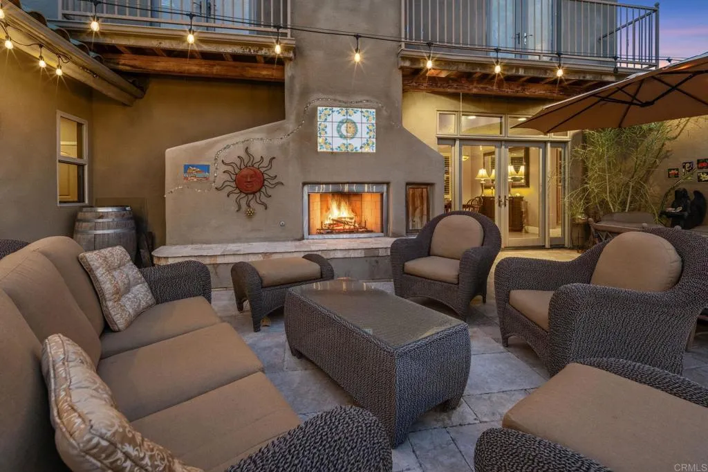 https://cdn.realtyfeed.com/cdn/127/306626733/2c8142ef62b3f11b422b6a659781881c.webp