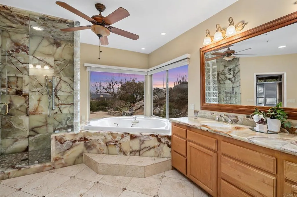 https://cdn.realtyfeed.com/cdn/127/306626733/957b556663af67db9b0a0de4606ce841.webp