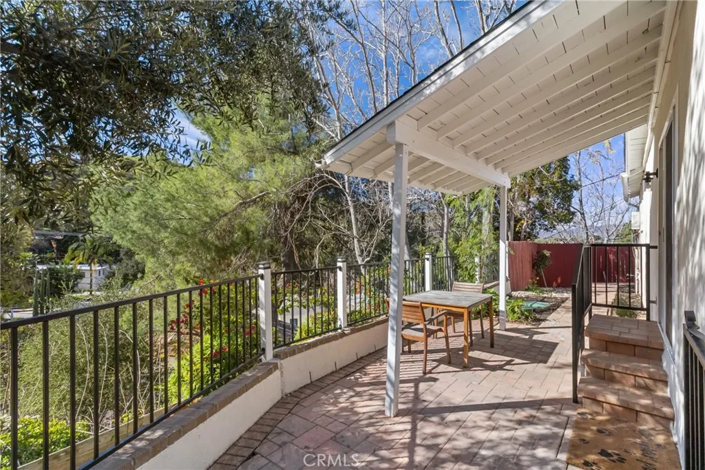 9817 Commerce, Tujunga, CA 91042 - Photo 5 of 25, Tujunga, CA