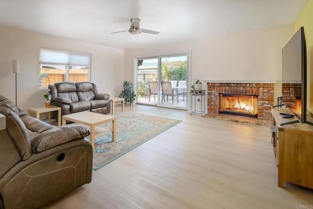 https://cdn.realtyfeed.com/cdn/127/306626781/55bfd45cfb92c6aa21ba551565768bea.webp