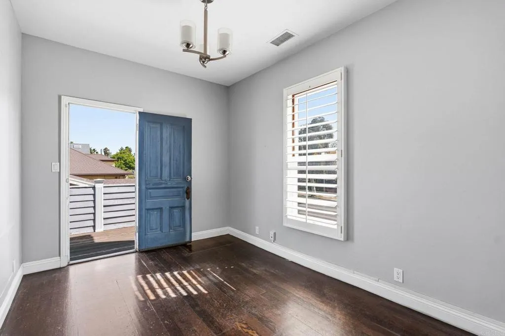 https://cdn.realtyfeed.com/cdn/127/306626823/cb7d5148199284be0f263b7d154f2533.webp