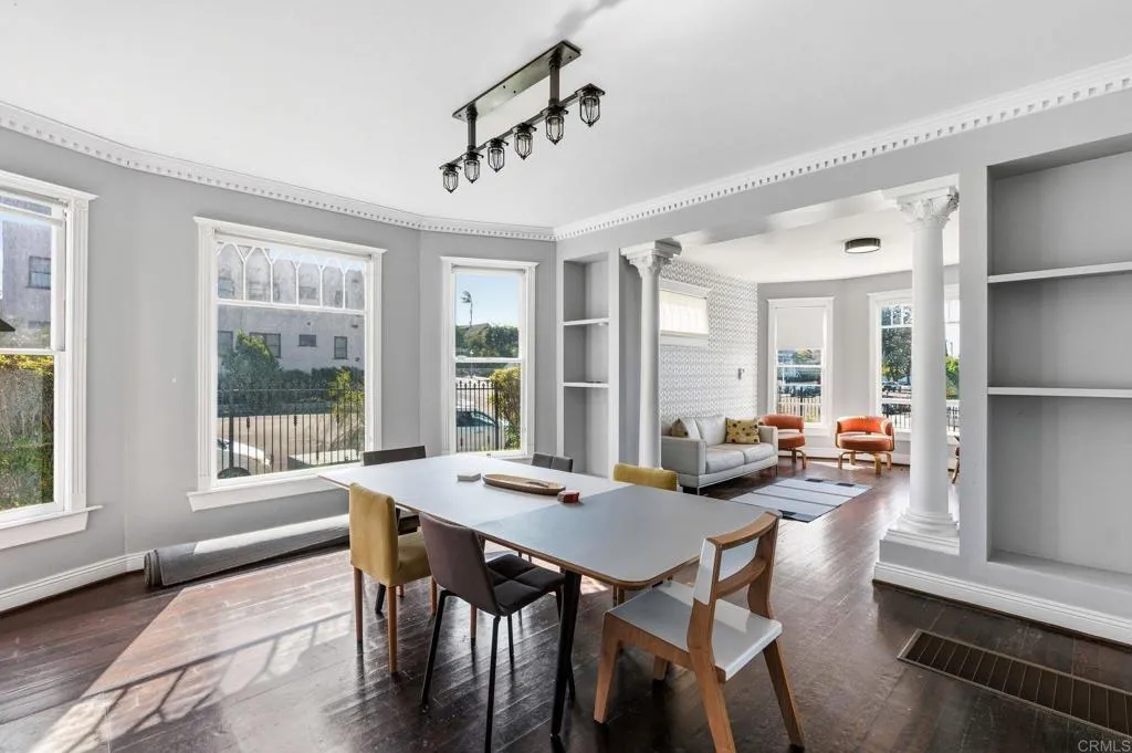 https://cdn.realtyfeed.com/cdn/127/306626823/d6377ea0ba1bb26e901c7cd76cfdb8d6.webp