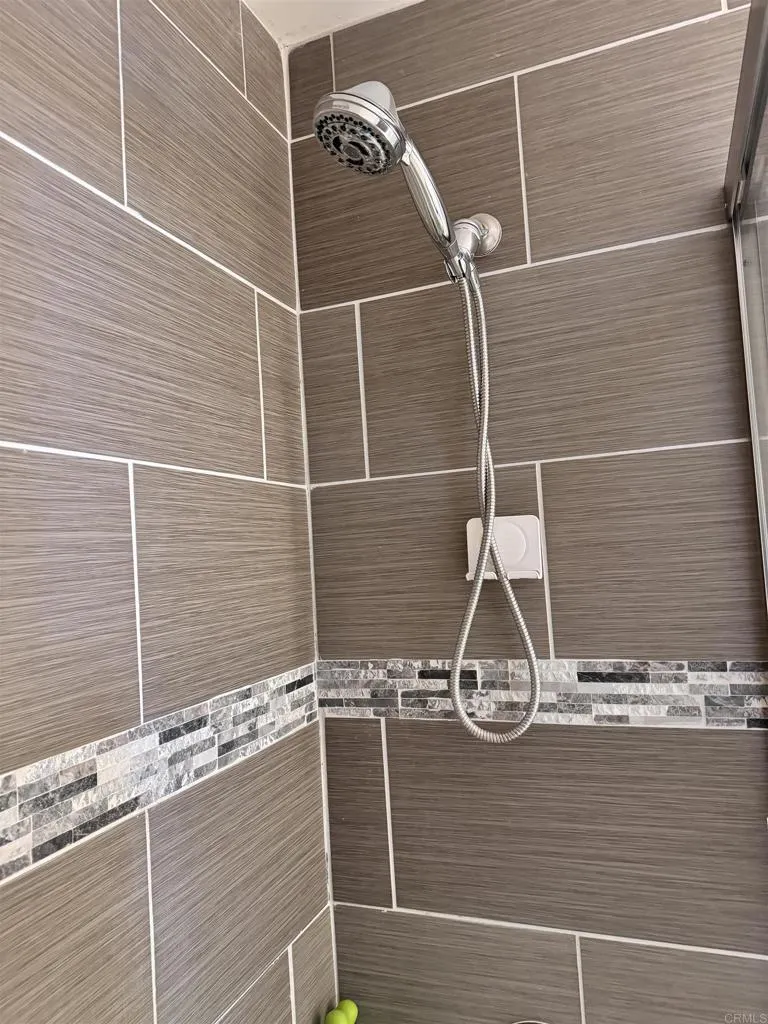 https://cdn.realtyfeed.com/cdn/127/306626866/123f01f4d24ede19fae1023cce57873c.webp