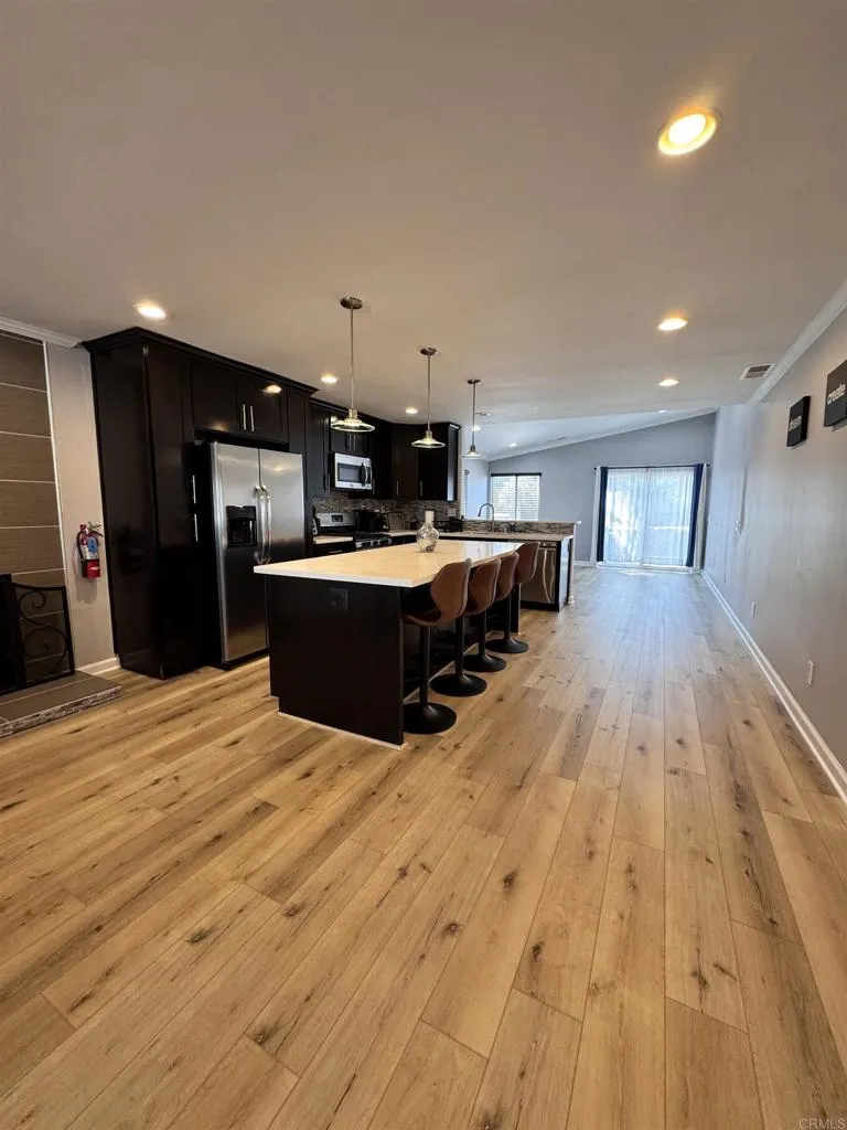 https://cdn.realtyfeed.com/cdn/127/306626866/2f7491e23f204e4b1fb18cdd1ae1928a.webp