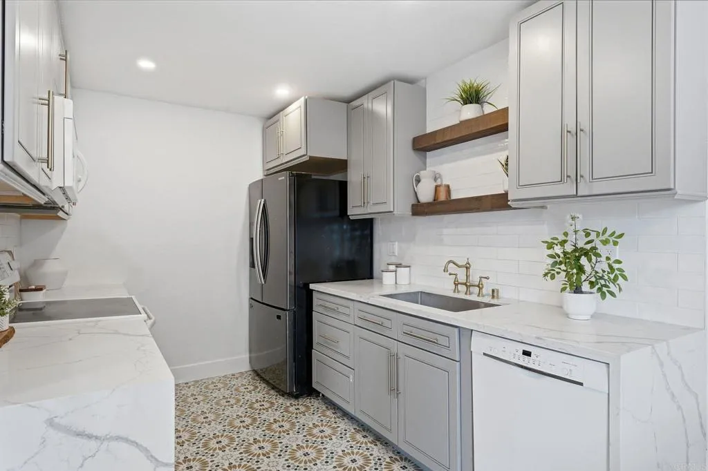 https://cdn.realtyfeed.com/cdn/127/306626880/8012c154e0c650bb81c3510f343ad421.webp