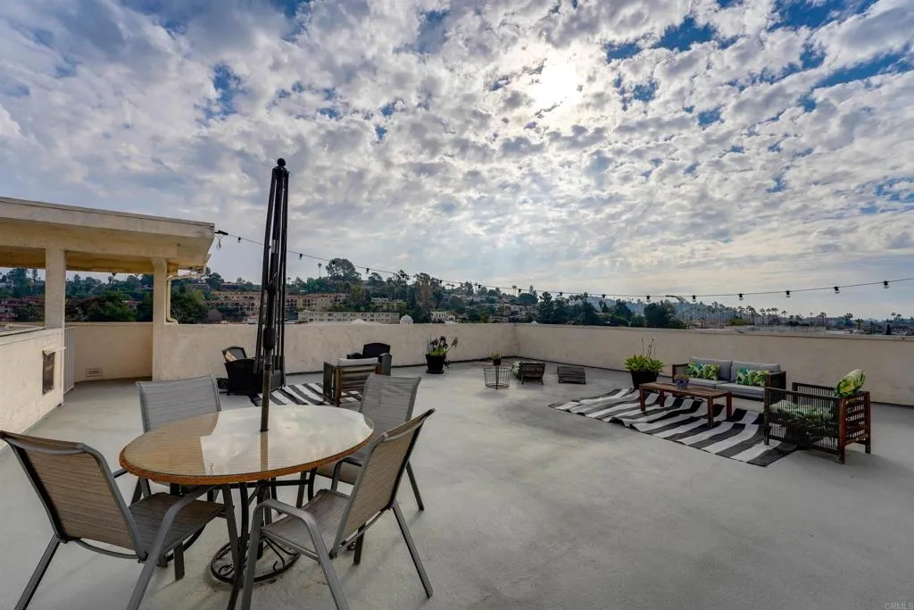 https://cdn.realtyfeed.com/cdn/127/306626893/7dde72c30b29601c1687512ccb676c9b.webp