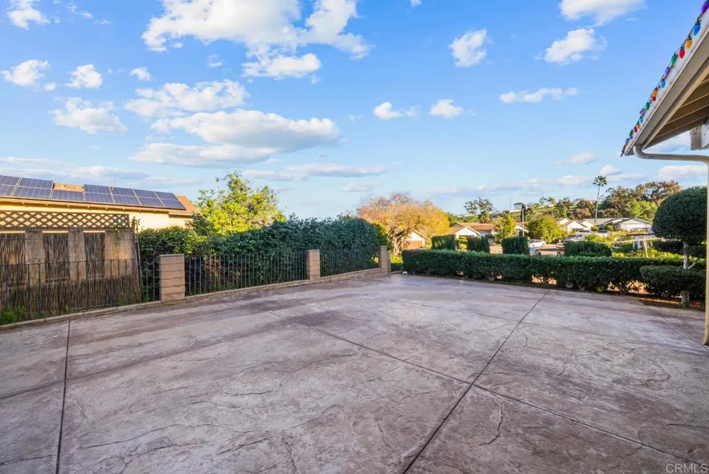 https://cdn.realtyfeed.com/cdn/127/306626960/4af58109d998341e5f34583ae4183e89.webp