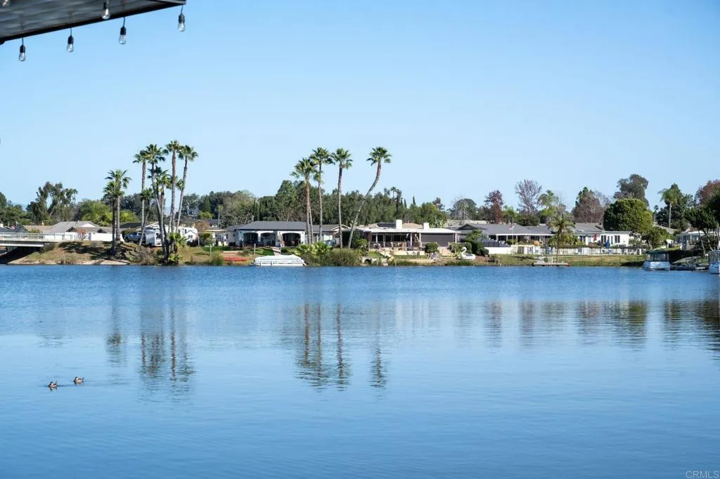 https://cdn.realtyfeed.com/cdn/127/306627069/60c760019850a594b6978a541f7d0217.webp