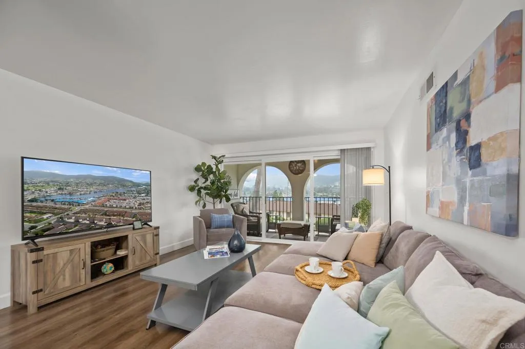 https://cdn.realtyfeed.com/cdn/127/306627069/de9a47ef31981a2ce86be9a64043a43d.webp