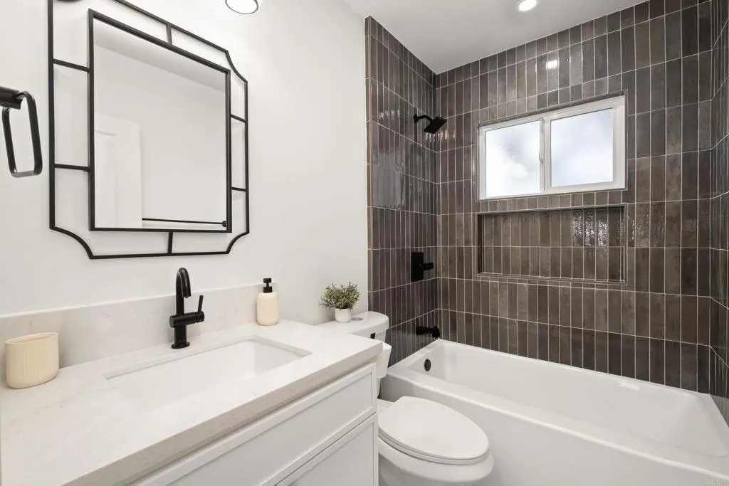 https://cdn.realtyfeed.com/cdn/127/306627078/07e997433a3332bdf635edbf79553592.webp
