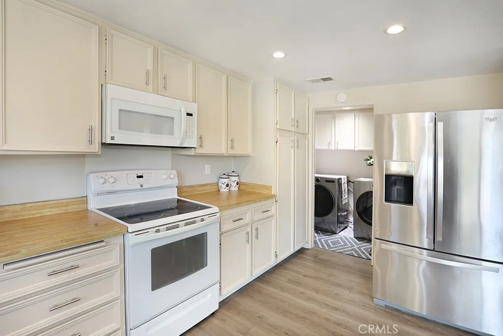 Photo #11: PW26015389 Listing: Photo #11