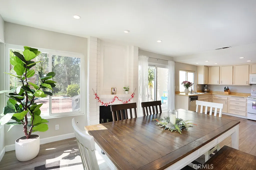 Photo #13: PW26015389 Listing: Photo #13