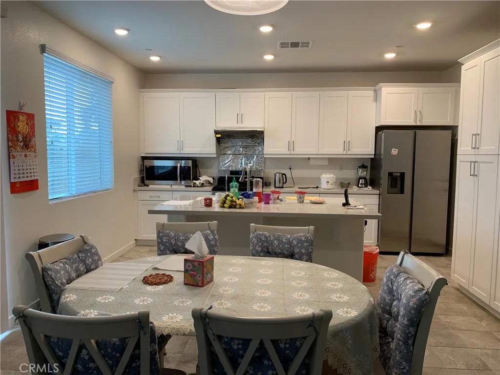 908 Werly Dr, Pomona, CA 91768 - Photo 4 of 23, Pomona, CA